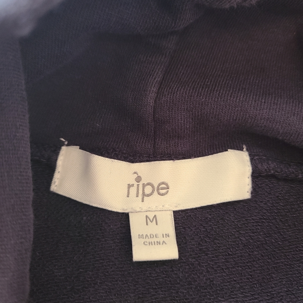Ripe Maternity and Nursing Joey Pullover Navy Medium - Picture 4 of 5